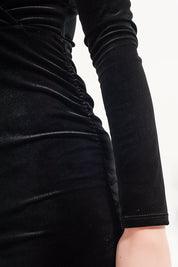 Robe noir velours moulante